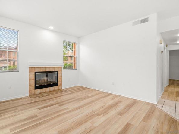 18644 Caminito Cantilena 265, San Diego CA 92128