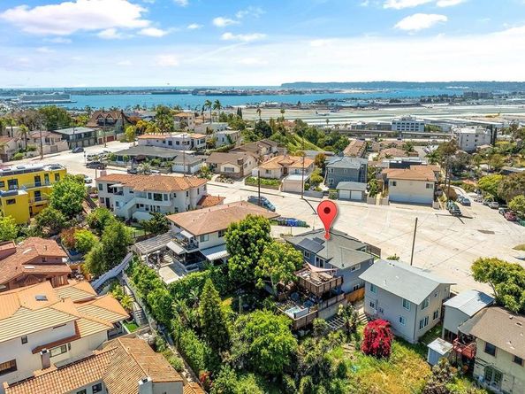 3109 Hawk, San Diego CA 92103