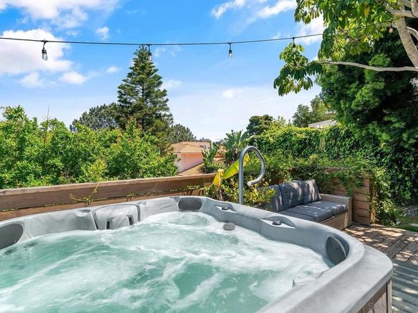 3109 Hawk, San Diego CA 92103