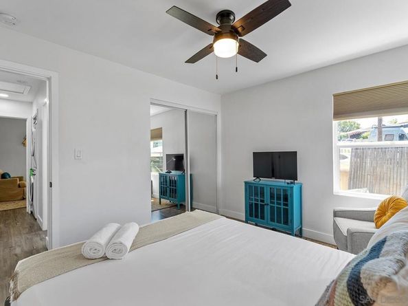 3109 Hawk, San Diego CA 92103