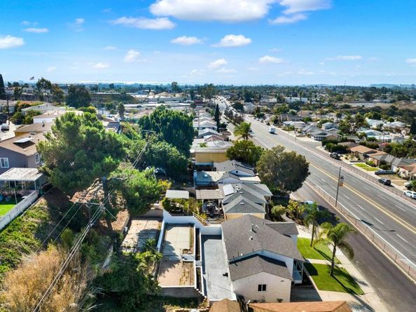 2151 54th, San Diego CA 92105