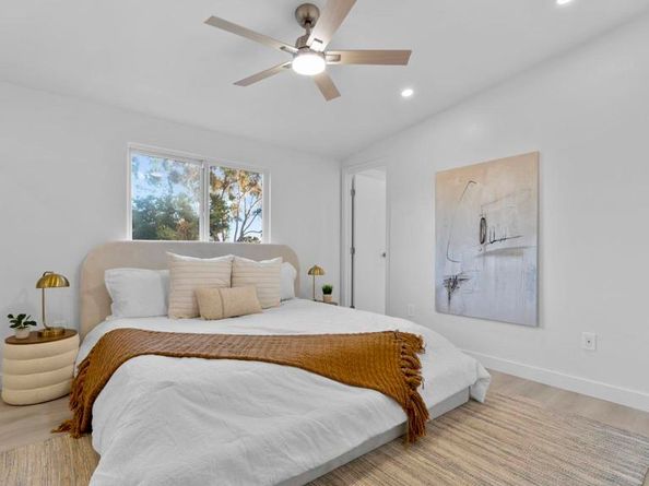 4909 Pacifica Dr, San Diego CA 92109