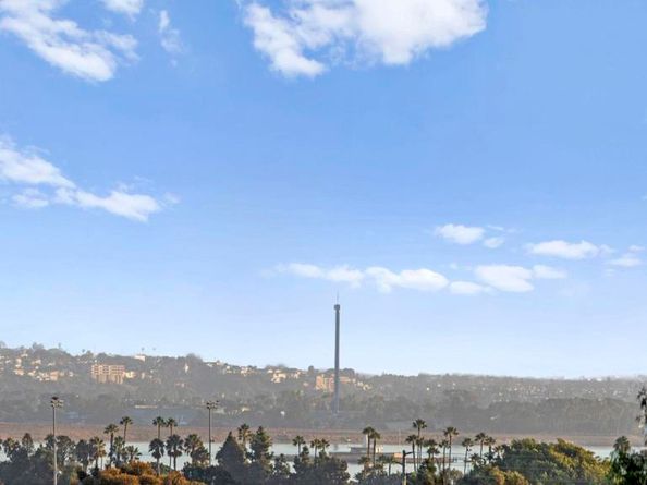 4909 Pacifica Dr, San Diego CA 92109