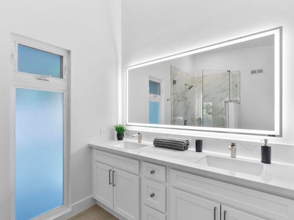 4909 Pacifica Dr, San Diego CA 92109