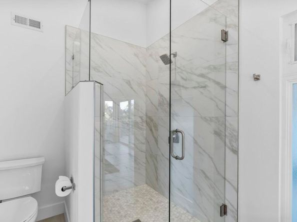 4909 Pacifica Dr, San Diego CA 92109