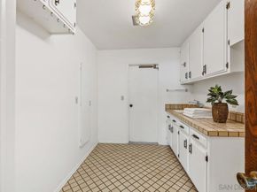 5504 Rutgers Road, La Jolla CA 92037