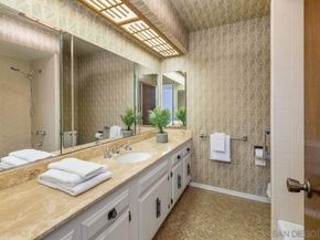 5504 Rutgers Road, La Jolla CA 92037