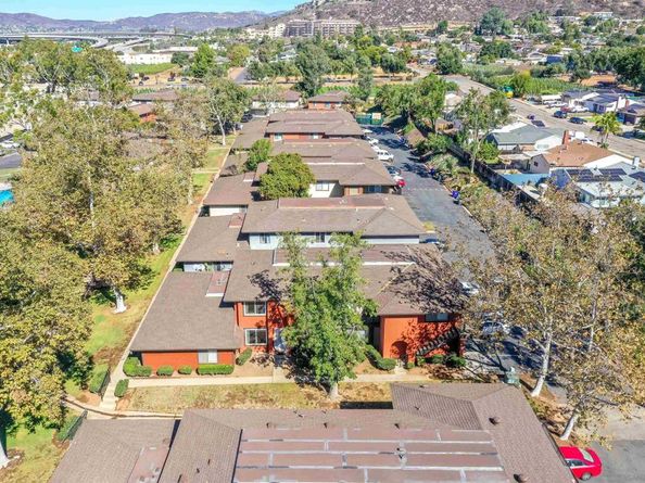 1652 Summertime Dr, El Cajon CA 92021