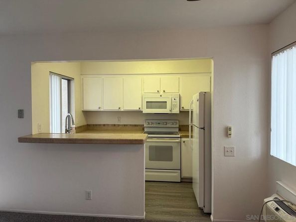 1361 Caminito Gabaldon D, San Diego CA 92108