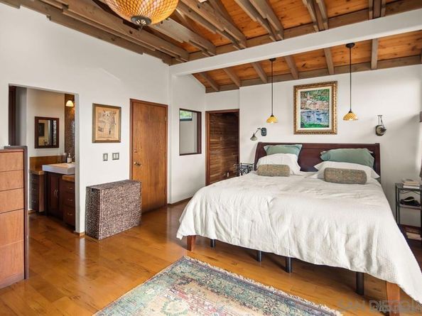 936 Cornish Dr, San Diego CA 92107