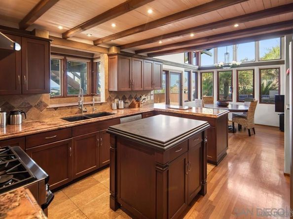 936 Cornish Dr, San Diego CA 92107