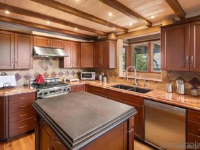 936 Cornish Dr, San Diego CA 92107