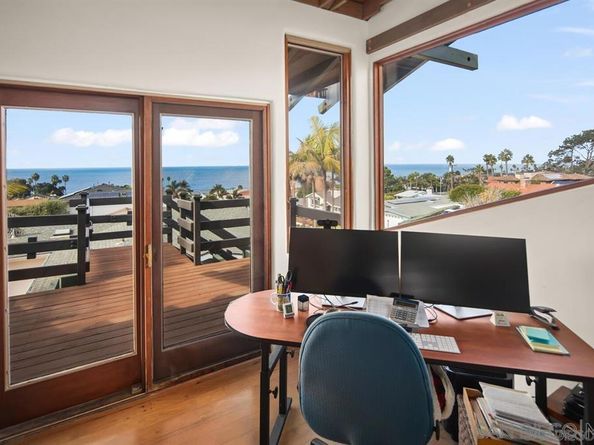 936 Cornish Dr, San Diego CA 92107