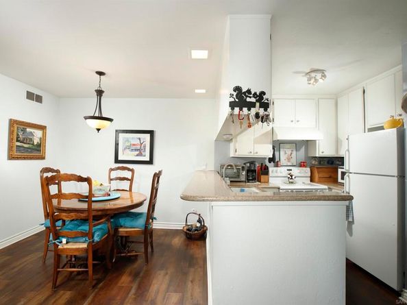 5003 Westpark Dr 203, North Hollywood CA 91601