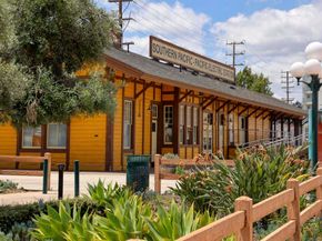 5003 Westpark Dr 203, North Hollywood CA 91601