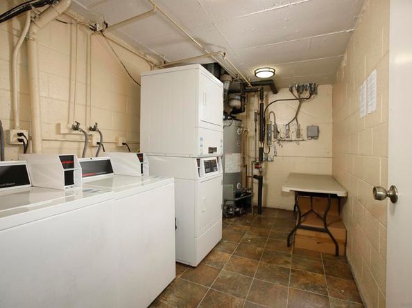 5003 Westpark Dr 203, North Hollywood CA 91601