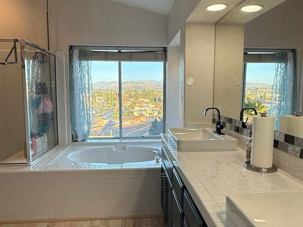 1676 W 11th Ave, Escondido CA 92029