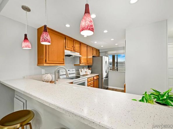 3130 Avenida De Portugal 302, San Diego CA 92106
