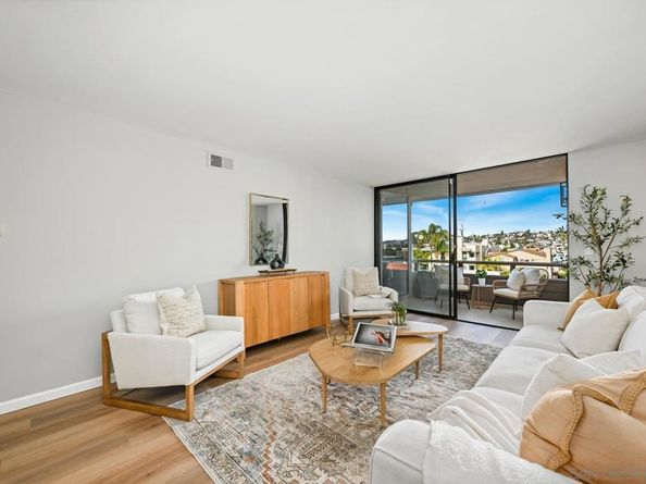 3130 Avenida De Portugal 302, San Diego CA 92106
