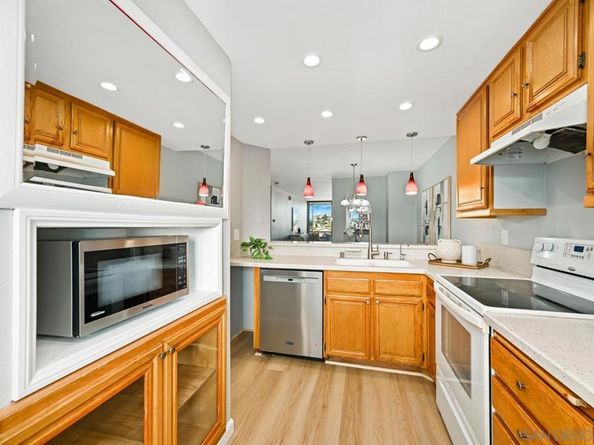 3130 Avenida De Portugal 302, San Diego CA 92106