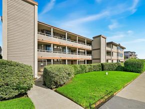 3130 Avenida De Portugal 302, San Diego CA 92106