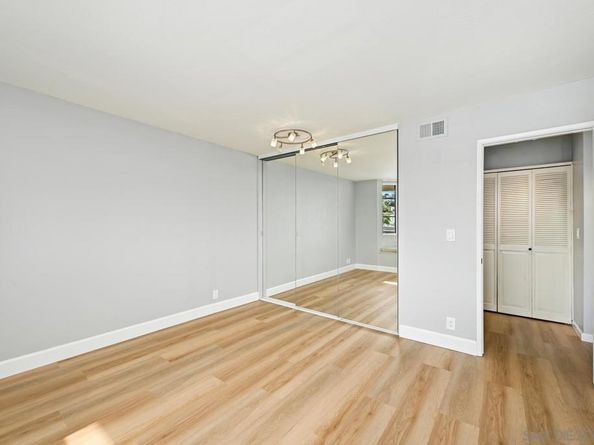 3130 Avenida De Portugal 302, San Diego CA 92106