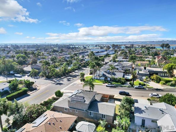 4502 Milton St, San Diego CA 92110