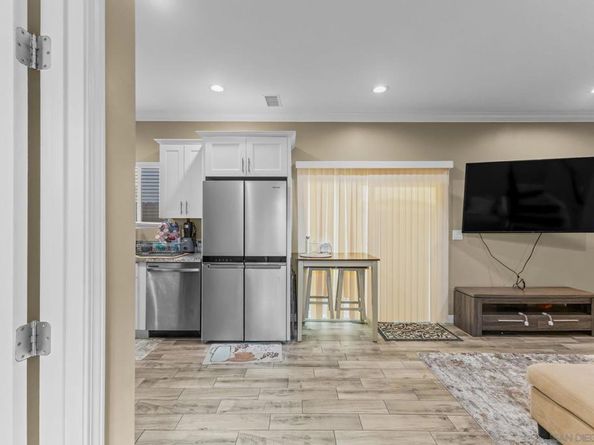 903 5 Concepcion Ave, Spring Valley CA 91977