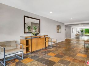 8535 W West Knoll Drive 107, West Hollywood CA 90069