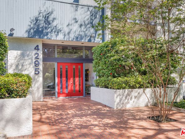 4295 Via Arbolada 312, Los Angeles CA 90042