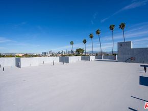 1432 E 25th Street, Los Angeles CA 90011