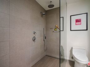 640 Bohlig Road, Glendale CA 91207