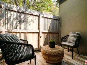 640 Bohlig Road, Glendale CA 91207