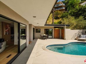 640 Bohlig Road, Glendale CA 91207