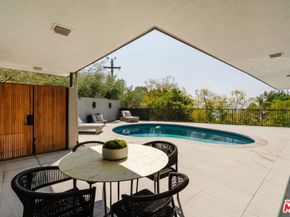 640 Bohlig Road, Glendale CA 91207