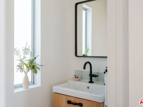 6109 Melvil Street, Culver City CA 90232