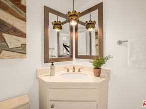 1387 Avenida De Cortez, Pacific Palisades CA 90272