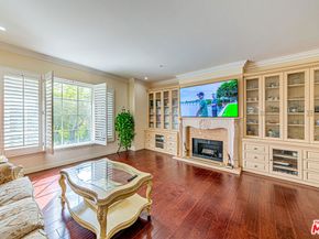 737 S Windsor Boulevard 201, Los Angeles CA 90005