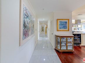 737 S Windsor Boulevard 201, Los Angeles CA 90005