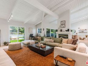 5552 S Corning Avenue, Los Angeles CA 90056