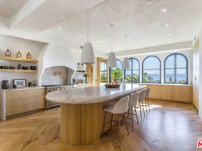 30125 Harvester Road, Malibu CA 90265