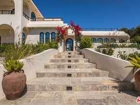 30125 Harvester Road, Malibu CA 90265