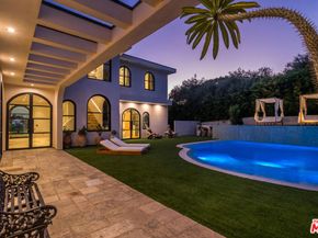 30125 Harvester Road, Malibu CA 90265