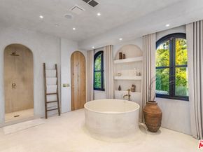 30125 Harvester Road, Malibu CA 90265