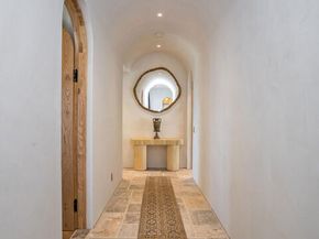 30125 Harvester Road, Malibu CA 90265