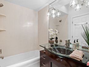 9000 Cynthia Street 208, West Hollywood CA 90069