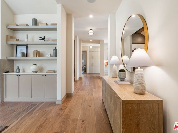 4912 Beeman Avenue, Valley Village CA 91607