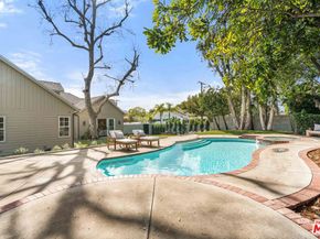 4912 Beeman Avenue, Valley Village CA 91607