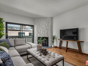 8162 Manitoba Street 202, Playa Del Rey CA 90293