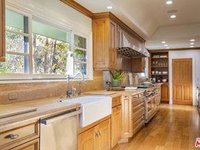 1296 Capri Drive, Pacific Palisades CA 90272